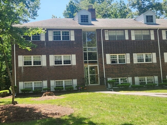 Building Photo - 70 Farrwood Ave Unit 9