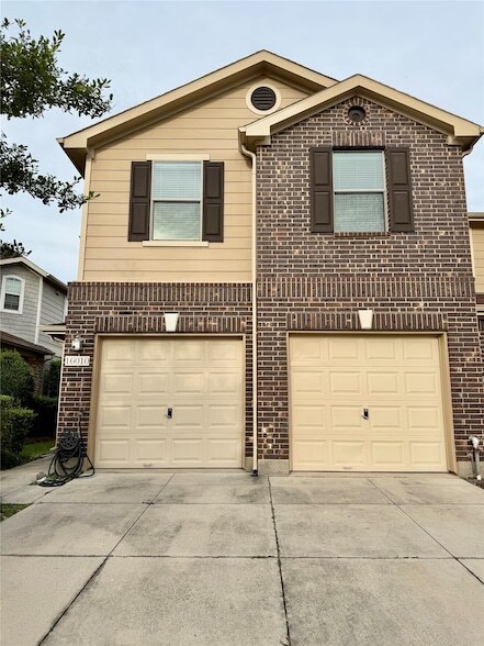 Building Photo - 16010 Limestone Lake Dr