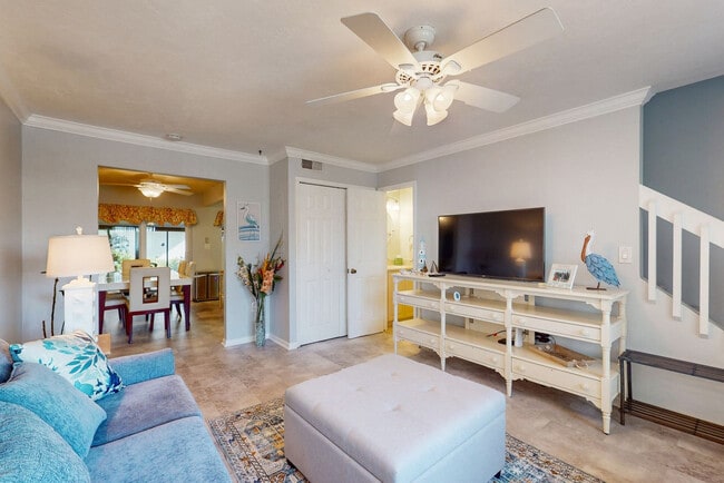 Photo - 69 Marco Villas E Unit SI ID1546079P