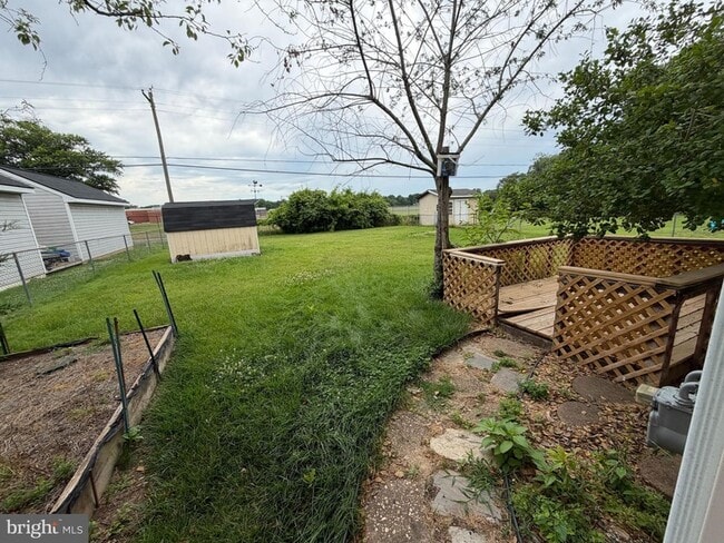 Photo - 163 Scott Dr