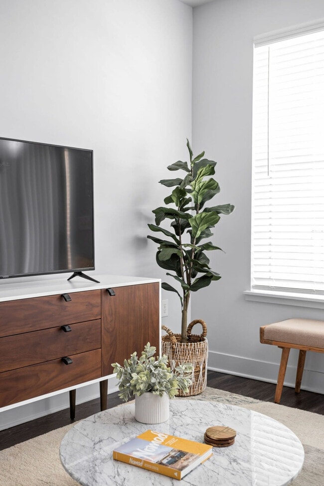 Photo - 8506 Westfield Blvd Unit ID1391808P