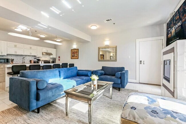Building Photo - 1524 Baronne St Unit SI ID1269239P