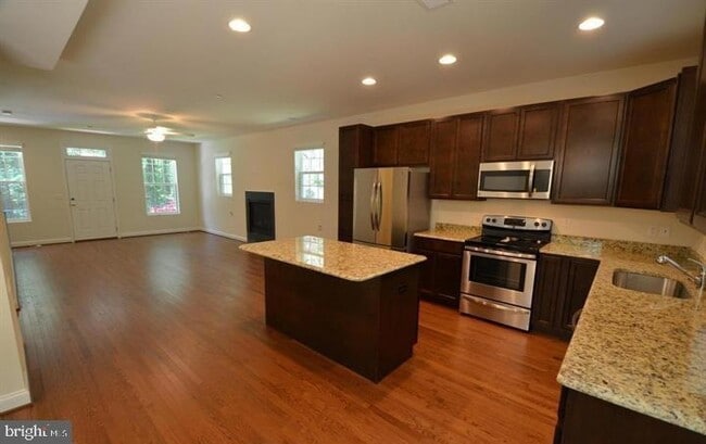 Photo - 5917 Sneed Dr