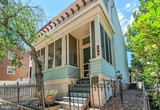 Photo - 179 Green St