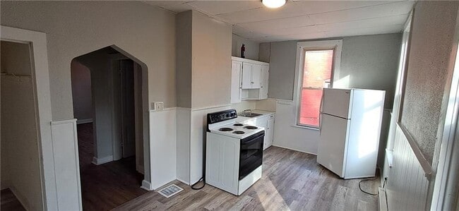 Photo - 1506 Jules St Unit 1506 1/2