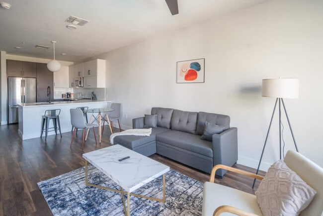 Photo - 701 W Rio Salado Pkwy Unit SI ID1263096P