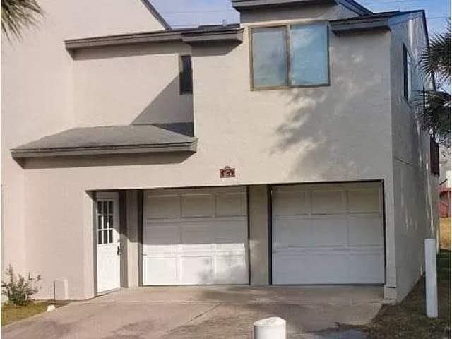 Photo - 1315 Airport Dr Unit B2