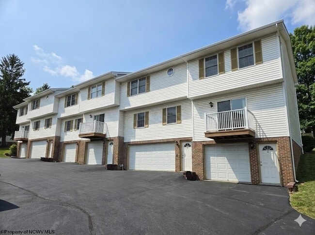 Photo - 1340 Headlee Ave