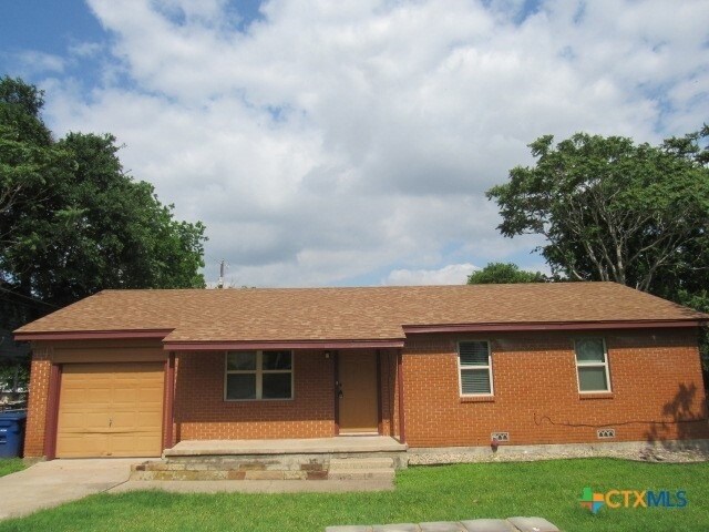 Photo - 2103 Crescent Dr