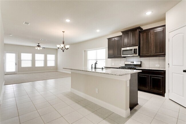 Photo - 601 Beechwood Dr