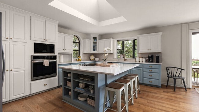 Photo - 515 Golden Eagle Loop Unit SI ID1521916P