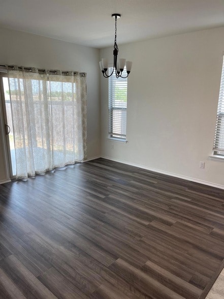 Photo - 717 Bailey Park Dr