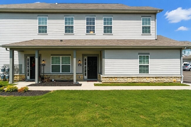 Photo - 800 Redwood Ln