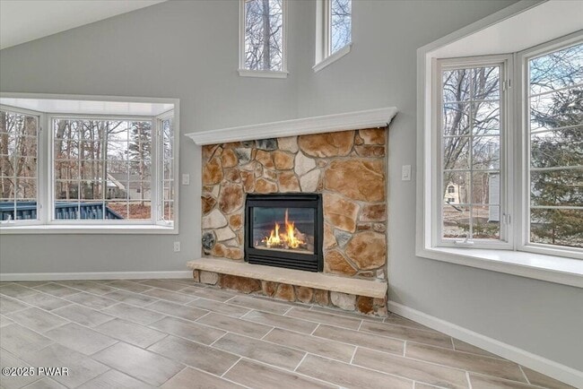 Photo - 502 Carrock Way