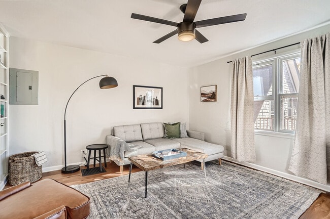 Building Photo - 601 S Pennsylvania St Unit ID1026261P