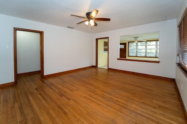 Photo - 64 Fullerwood Dr