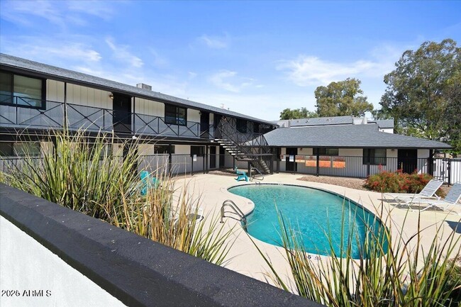 Photo - 502 E Mariposa St Unit 101