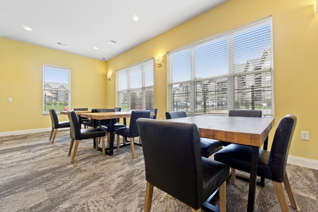 22 Slate Apartments Clubhouse Interior - 22 Slate