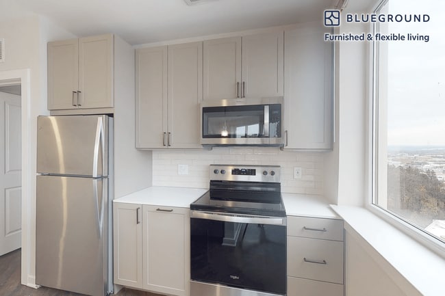 Photo - 2 E Joppa Rd