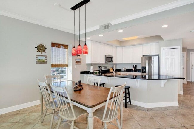 Photo - 365 E Beach Blvd Unit ID1380986P