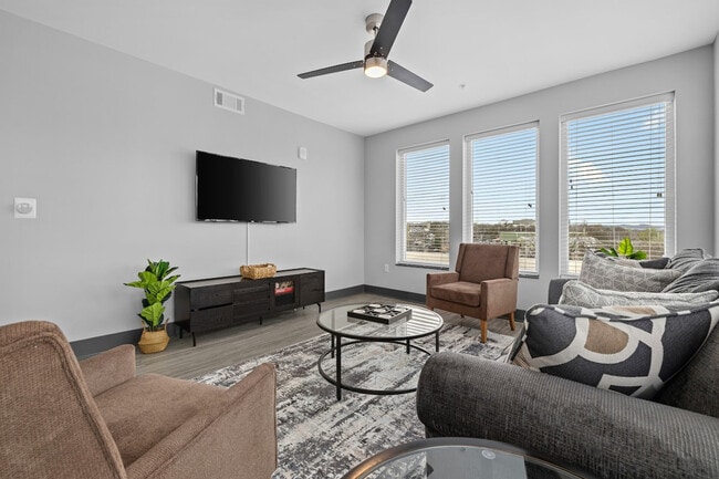Photo - 3025 Charlotte Ave Unit SI ID1627742P