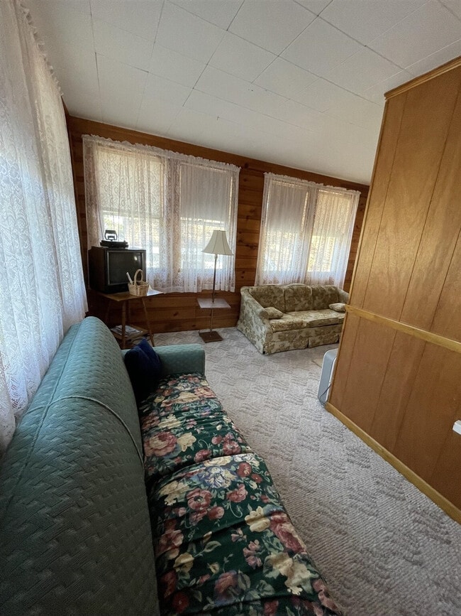 Building Photo - 12 Nancy Ln Unit ID1255653P