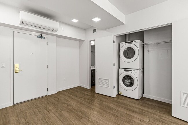 Photo - Gordon Lofts