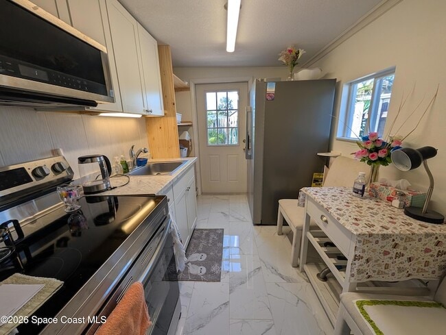 Photo - 2050 N Shannon Ave