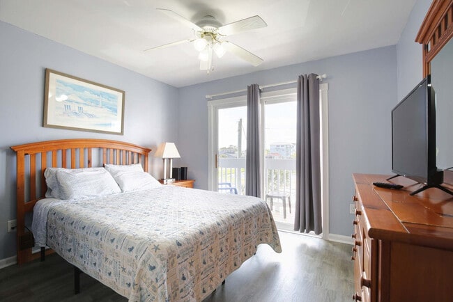 Photo - 608 Carolina Beach Ave S Unit ID1302616P