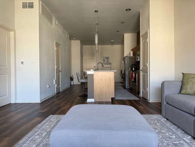 Photo - 11600 Century Oaks Terrace Unit SI FL2-ID1609009P