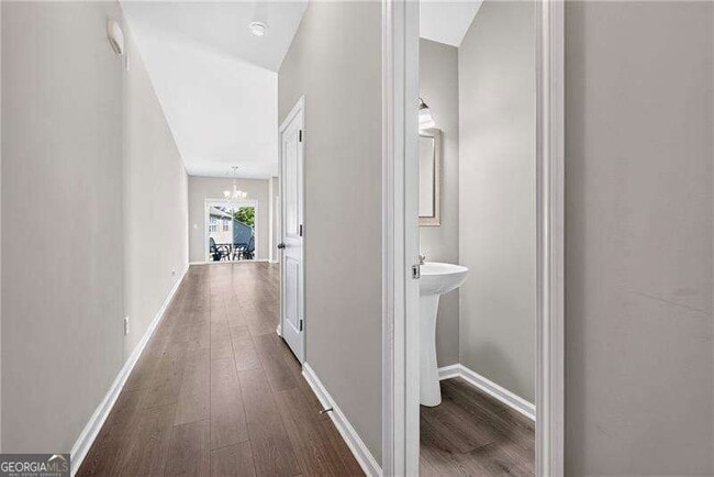 Photo - 4688A Beacon Ridge Lane