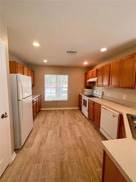 Photo - 10840 Johanna Ave