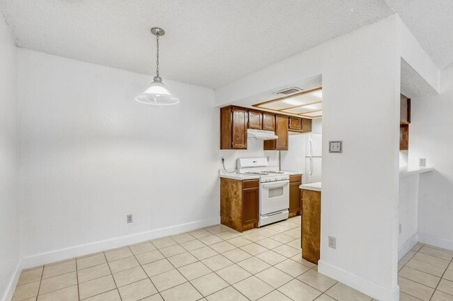 Photo - 7806 Chimayo Cove Unit B