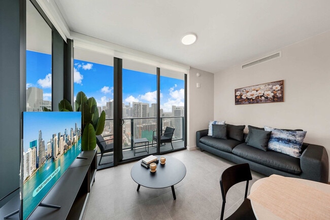 Building Photo - 501 NE 1st Ave Unit SI FL36-ID1586876P