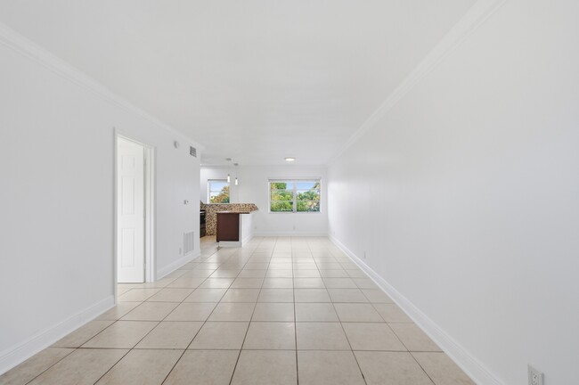 dining room - The Apex Residence