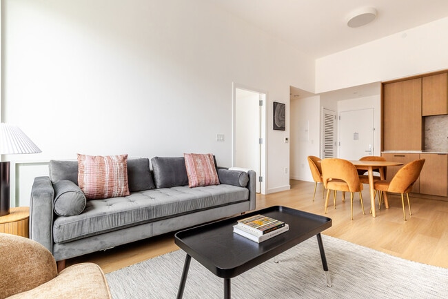 Photo - 655 Union St Unit FL15-ID2198