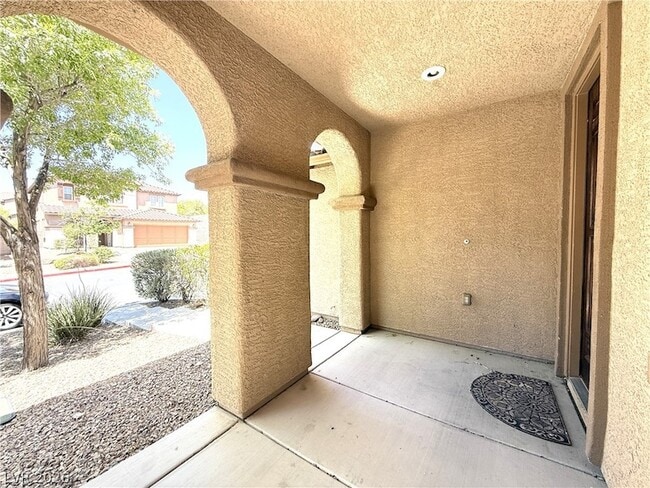 Photo - 548 Ivy Spring St