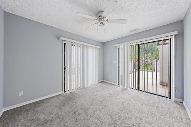 Photo - 352 Prestwick Cir