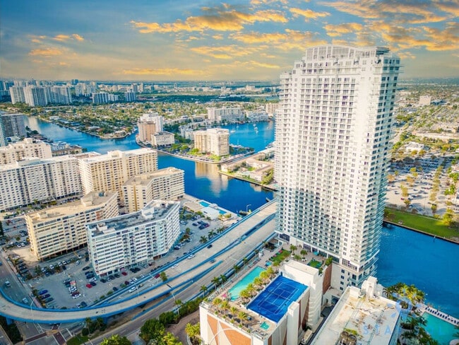 Photo - 4010 S Ocean Dr Unit SI ID1227204P