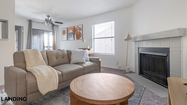 Photo - 1071 Clayton Ln Unit M1012