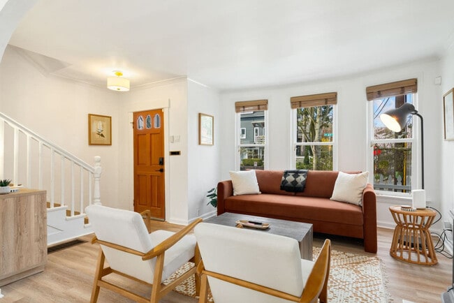 Building Photo - 2749 NW 65th St Unit ID1231234P