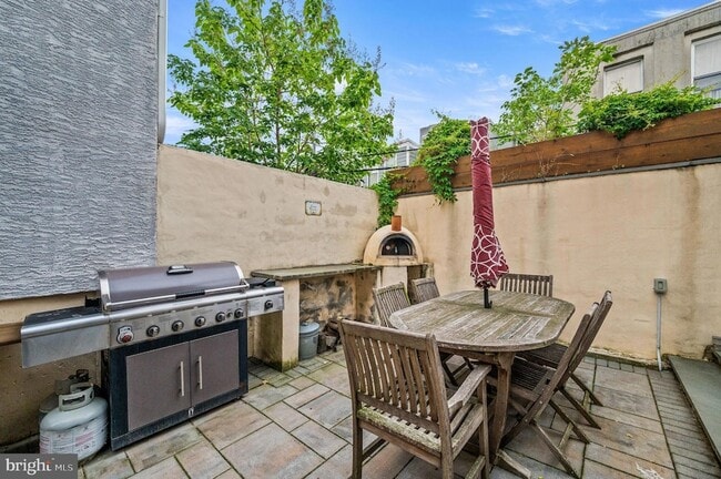 Photo - 1520-1522 Dorrance St