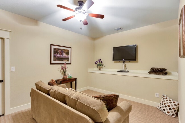 Photo - 17932 Edgewood Way Unit SI ID1521779P