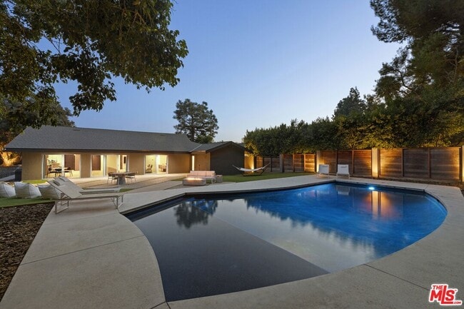 Photo - 9289 Swallow Dr