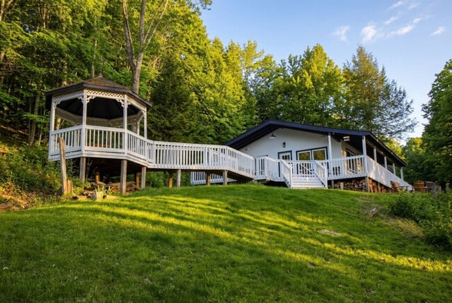 Photo - 470 Shaver Hill Rd Unit SI ID1542320P