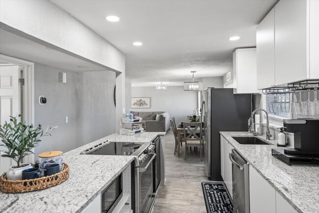 Photo - 2764 N Warren Ave Unit ID1048811P