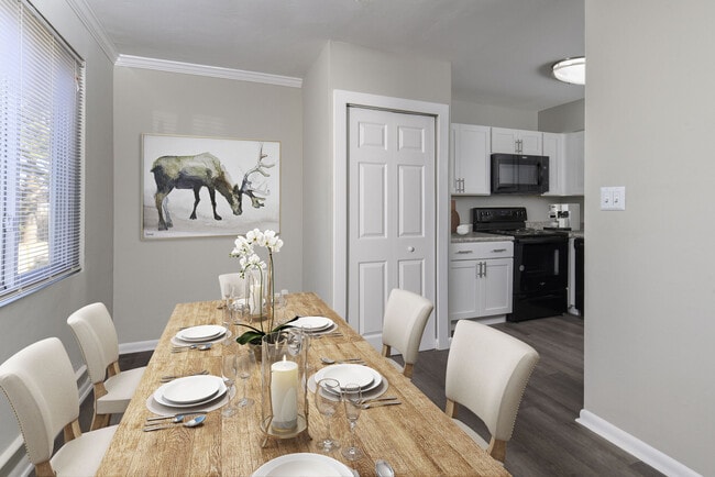 Photo - Chesapeake Pointe