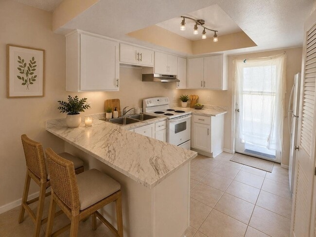 Photo - 29 W Country Cove Way