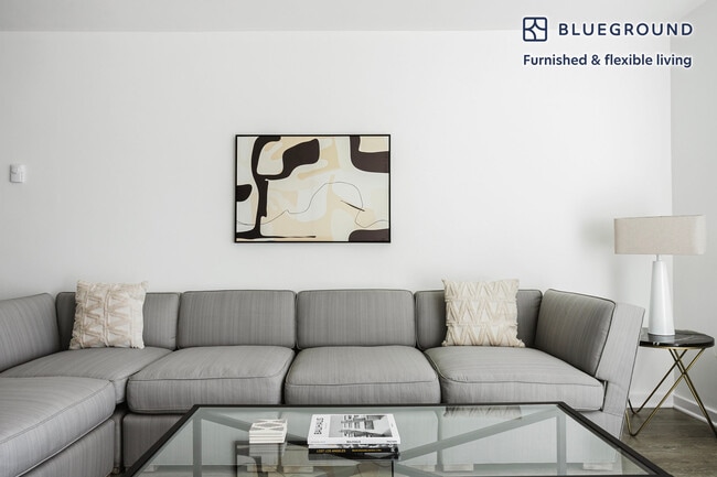 Photo - 5805 W 8th St Unit FL2-ID1229