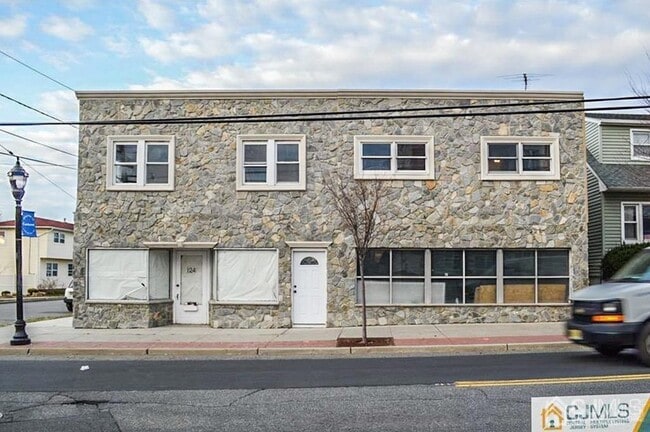 Building Photo - 124 Washington Ave